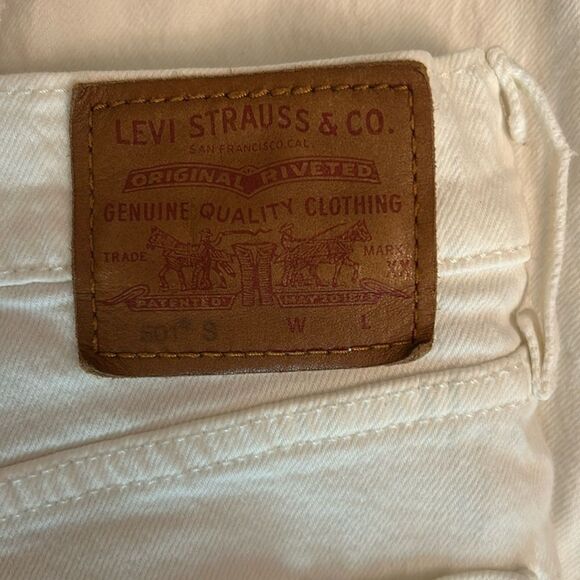 Levi's Premium White 501 Button Fly Skinny Jeans - Picture 9 of 9